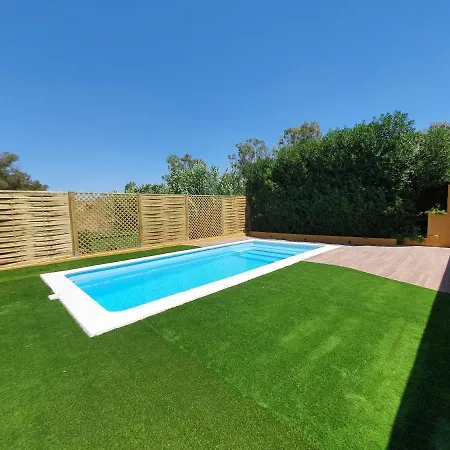Casa Rural - Serrano House * مالقة